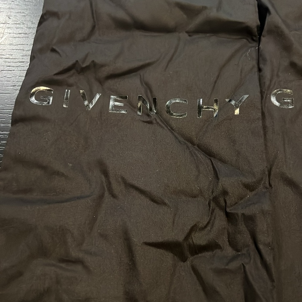 Givenchy Black Logo Dust Bags - Picture 2 of 2